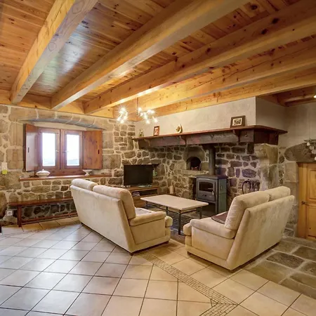Confortable Avec Jardin, Cheminee, Et Wifi A - Fr-1-496-11 Holiday home